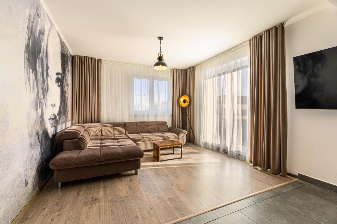 Koa - Moon Penthouse Apartamento Braşov Exterior foto