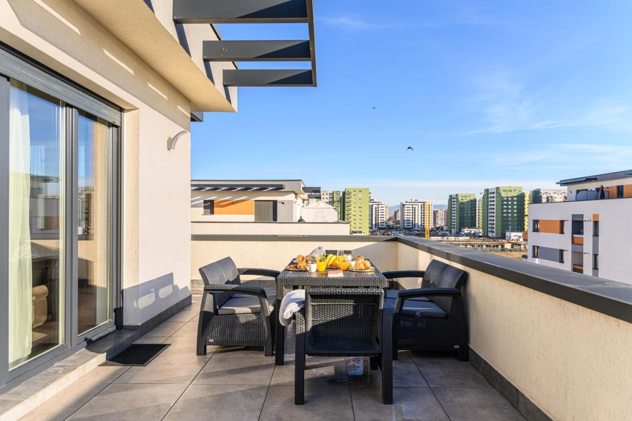 Koa - Moon Penthouse Apartamento Braşov Exterior foto