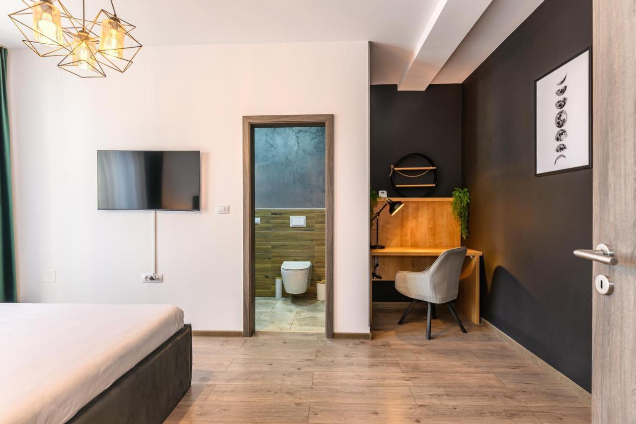 Koa - Moon Penthouse Apartamento Braşov Exterior foto