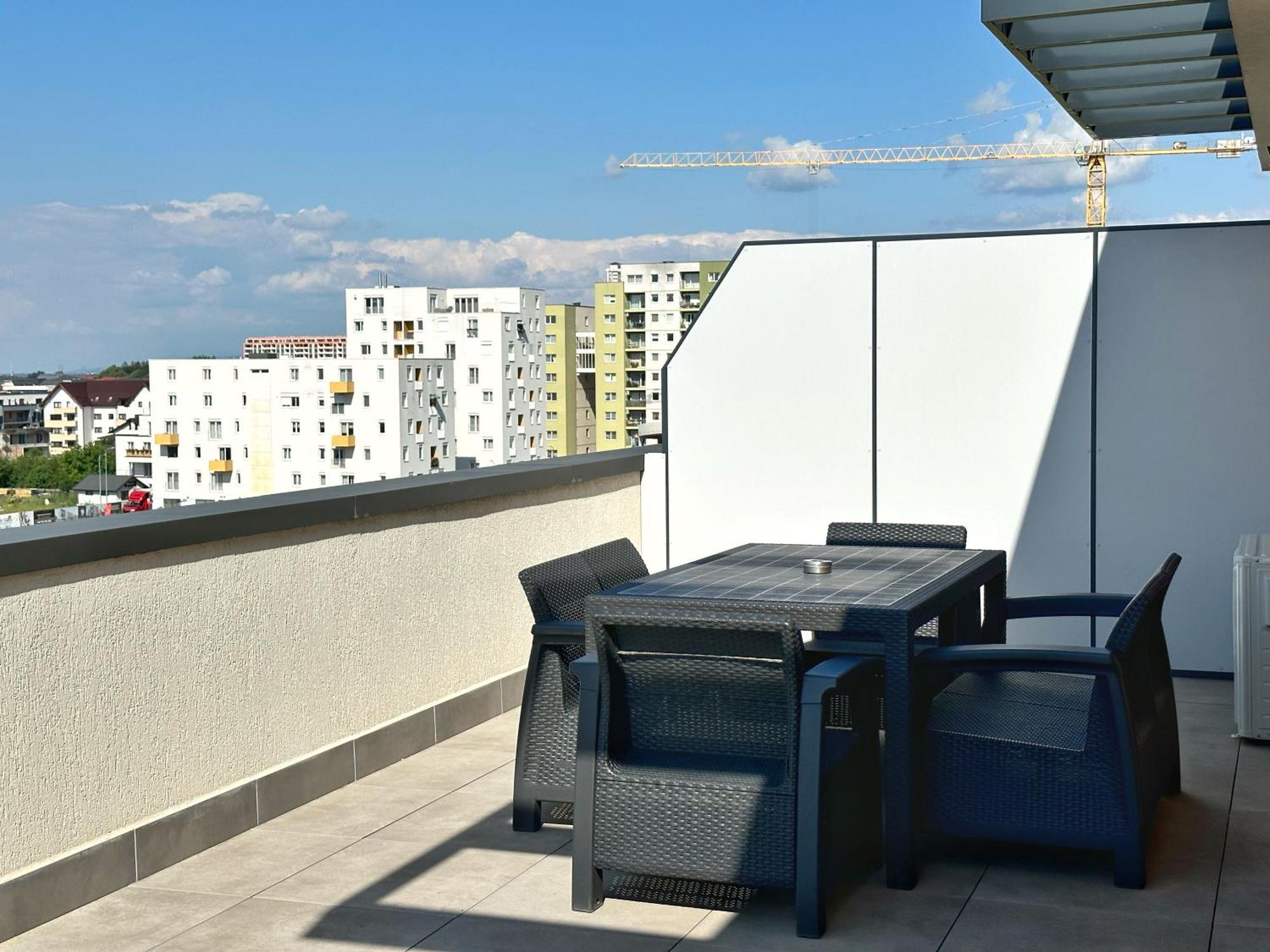 Koa - Moon Penthouse Apartamento Braşov Exterior foto