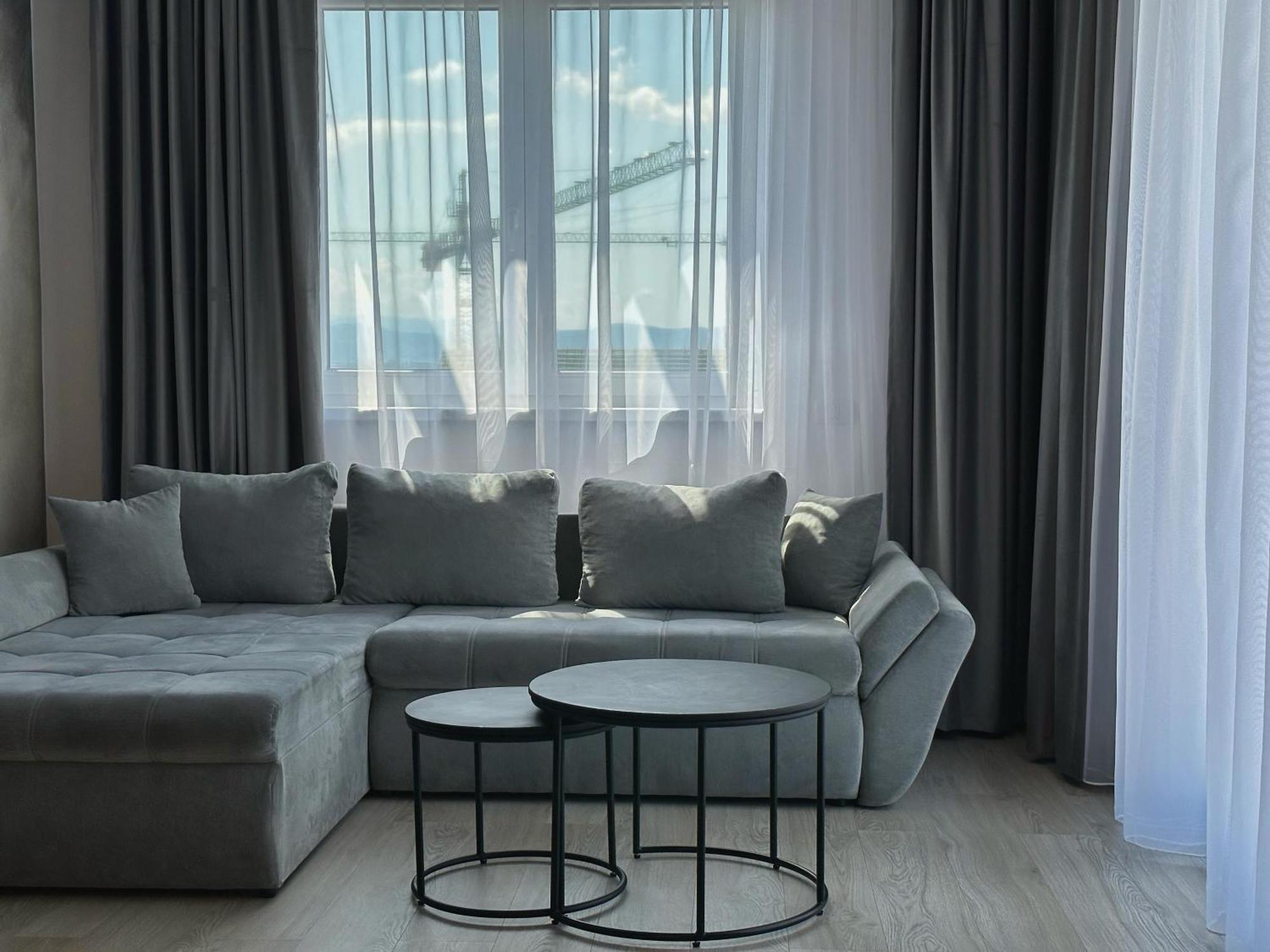 Koa - Moon Penthouse Apartamento Braşov Quarto foto